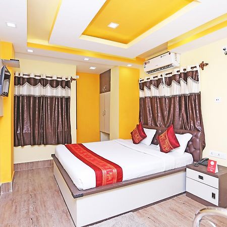 Oyo 9975 Hotel Asmeet Kolkata Bagian luar foto
