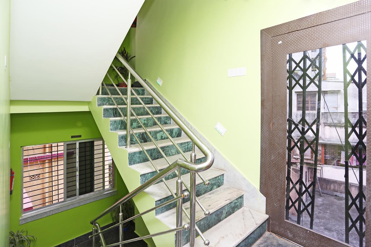 Oyo 9975 Hotel Asmeet Kolkata Bagian luar foto