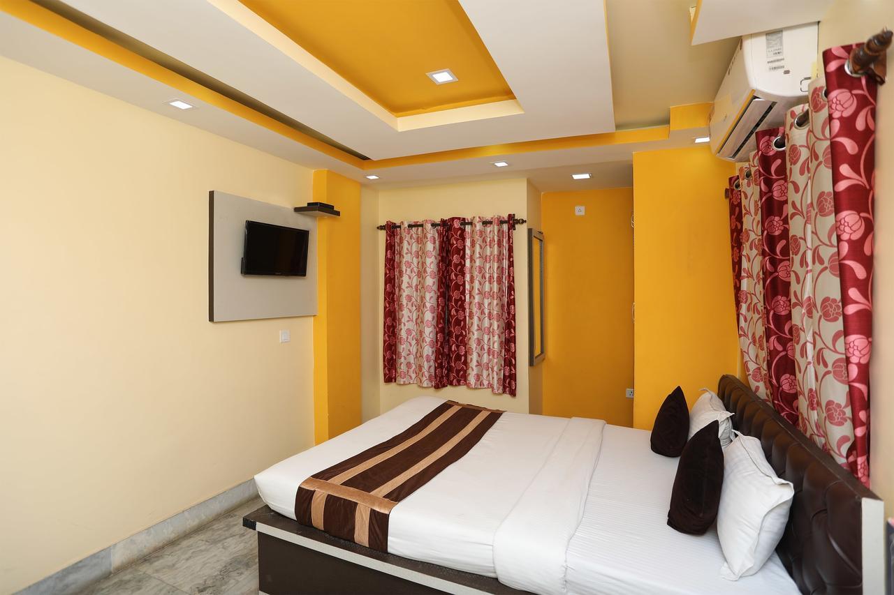 Oyo 9975 Hotel Asmeet Kolkata Bagian luar foto